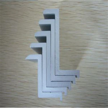 התקנת פאנל סולארי פלורידה (מהדקי קצה)