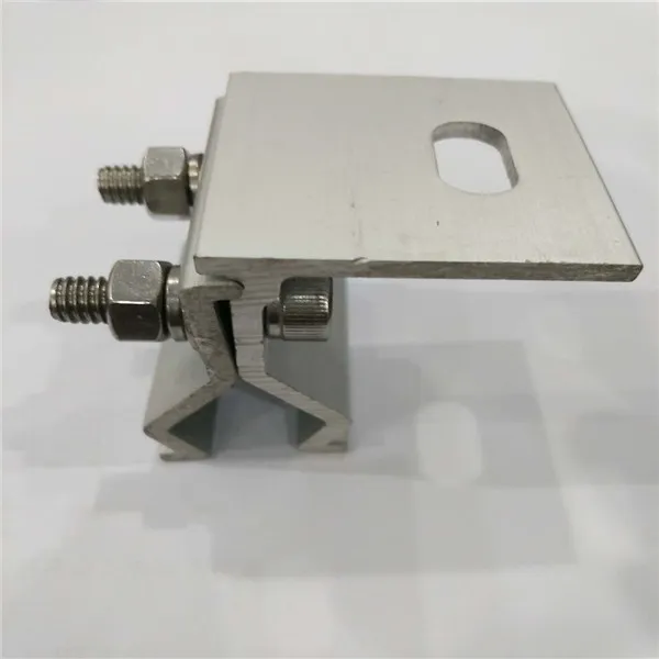 עומד על התפר השמש